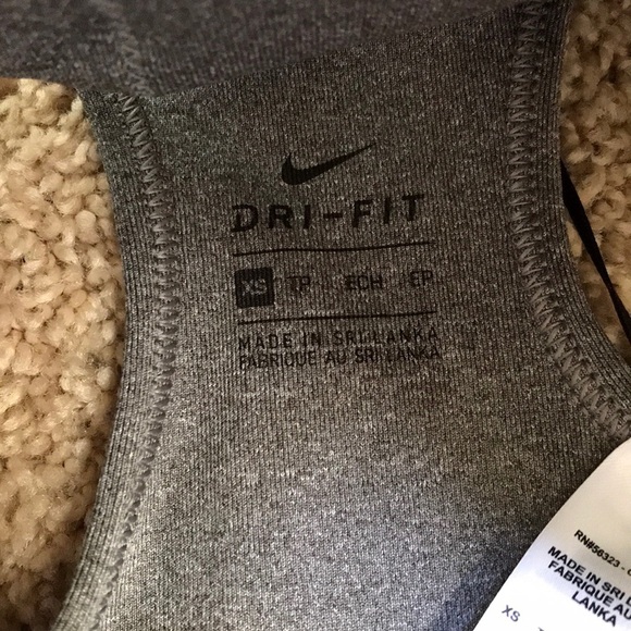 NWT! NIKE Size XS grey combo classic sports bra - Picture 7 of 8